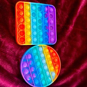 Bright, beautiful, colourful pop it was soft and loud pops